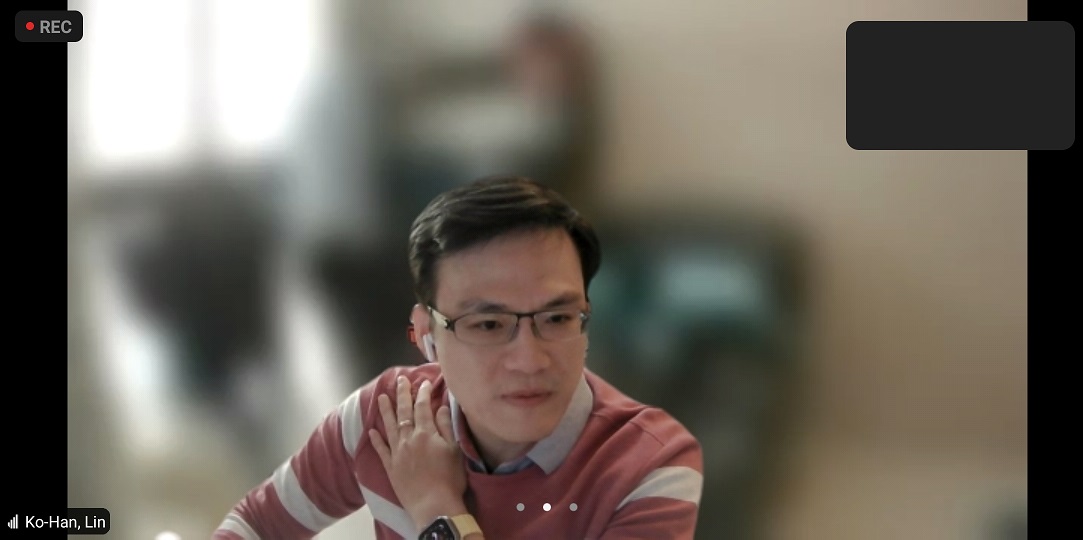 Screenshot_20221223-165203_Zoom.jpg